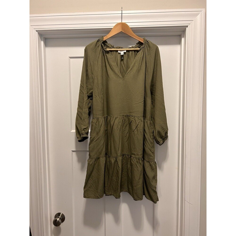 Caralyn Mirand “The Drop” Raglan sleeve Boho Ruffle Pockets V-Neck Size Large